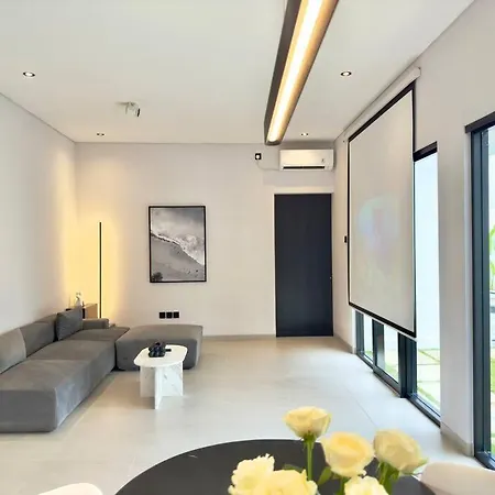 The R Villa Masuari Pool View Staff Homecinema